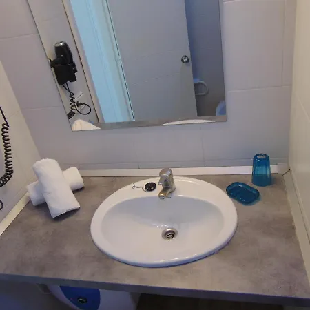 Halley Apartment *
